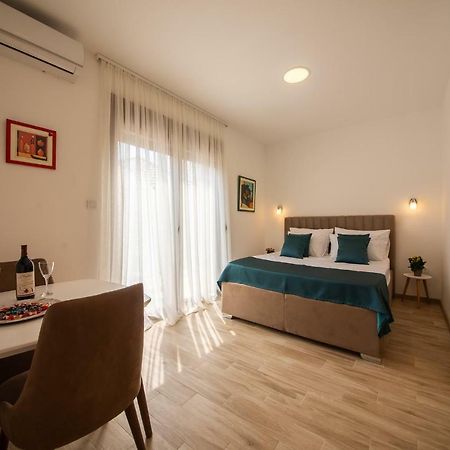 Apartments Vojislav Virpazar Buitenkant foto
