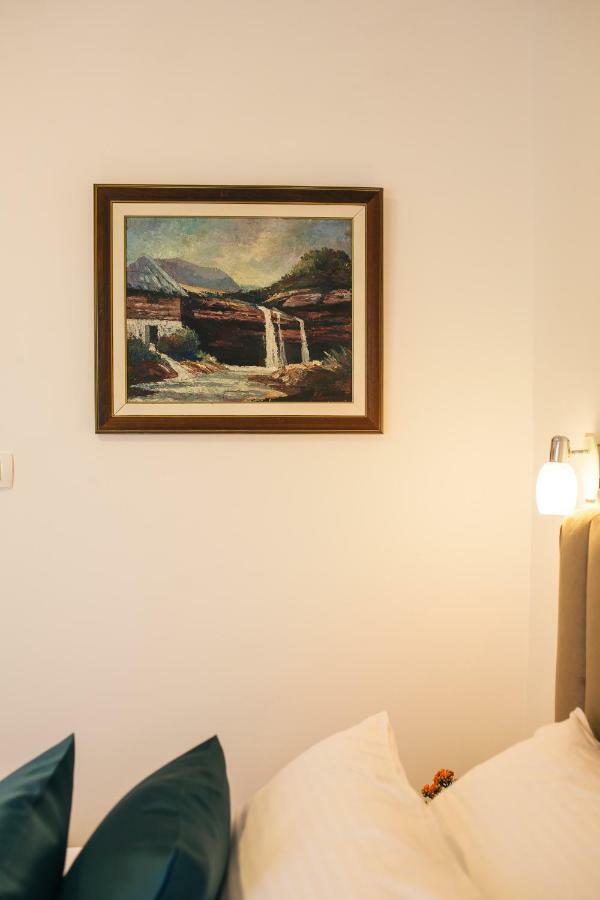 Apartments Vojislav Virpazar Buitenkant foto