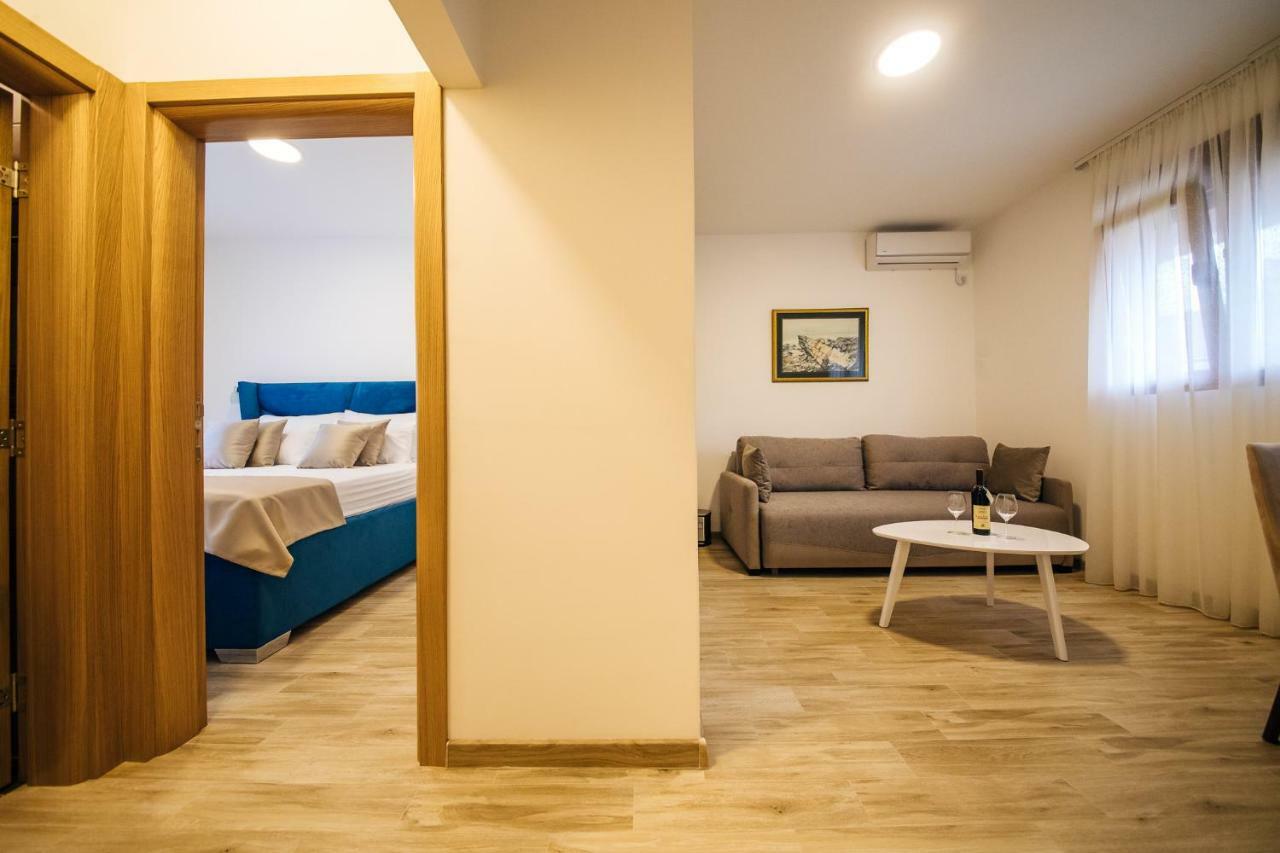 Apartments Vojislav Virpazar Buitenkant foto